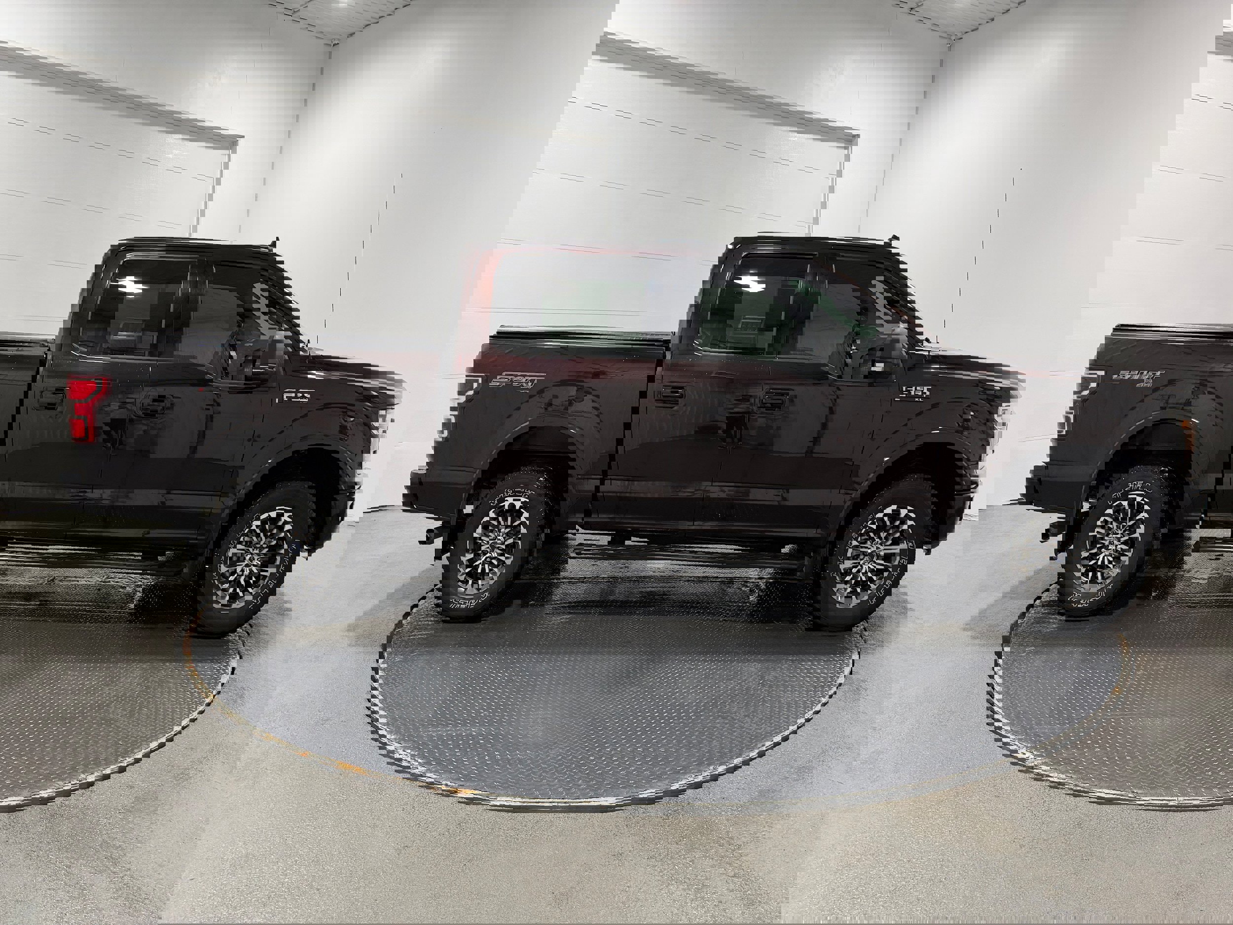 Used 2019 Ford F150 XLT w/ Equipment Group 302A Luxury image 31