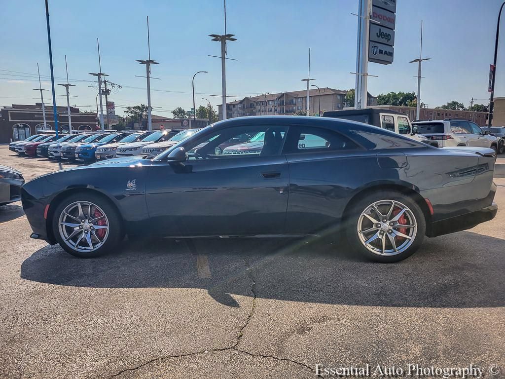 Used 2024 Dodge Charger Daytona Scat Pack w/ Plus Group AWD/4WD image 10