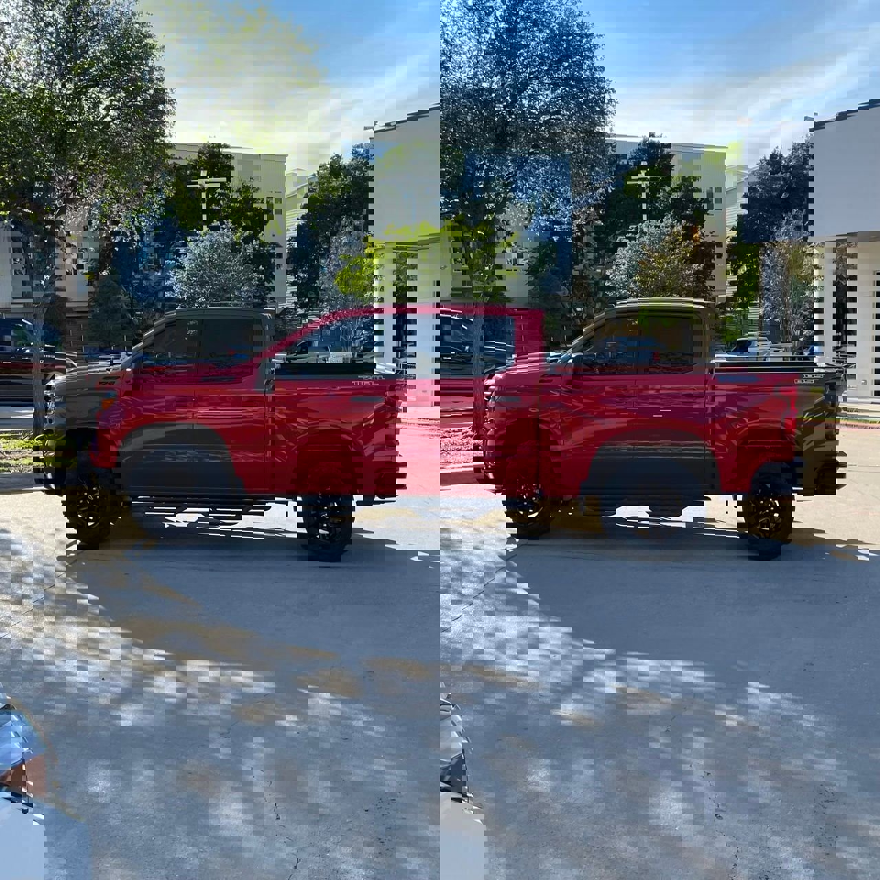 Used 2024 Chevrolet Silverado 1500 Custom Trail Boss w/ LPO, Dark Essentials Package image 3