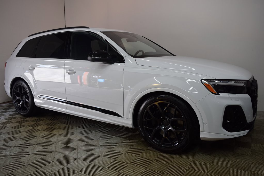 New 2026 Audi SQ7 Prestige image 3