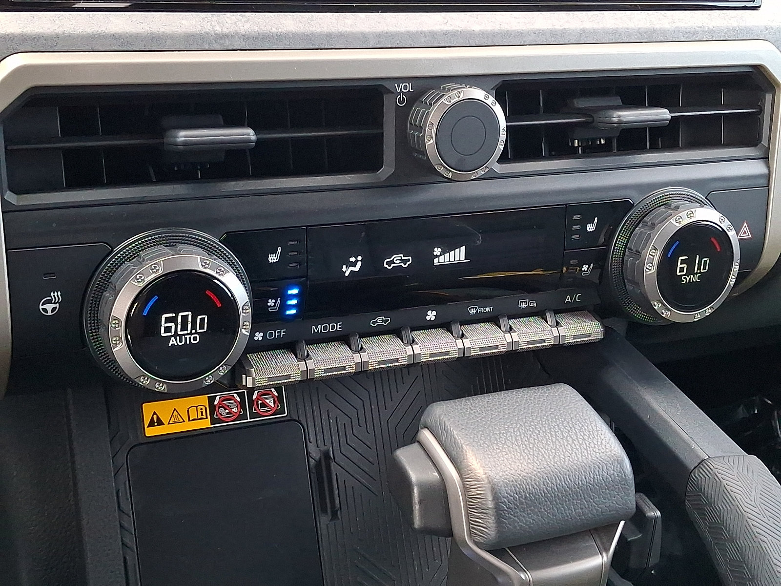 Used 2024 Toyota Tacoma 4x4 Double Cab Hybrid image 17
