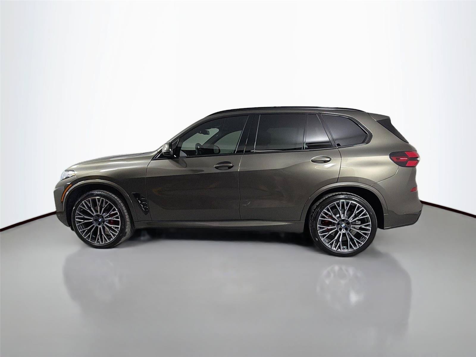 New 2026 BMW X5 xDrive40i AWD/4WD image 8