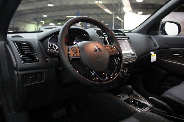 New 2026 Mitsubishi Outlander Sport SEL AWD/4WD image 5