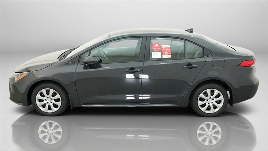 New 2027 Toyota Corolla LE FWD image 2