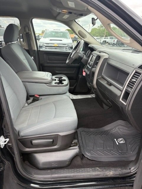 Used 2019 RAM 1500 Tradesman w/ Tradesman SXT Package RWD image 15
