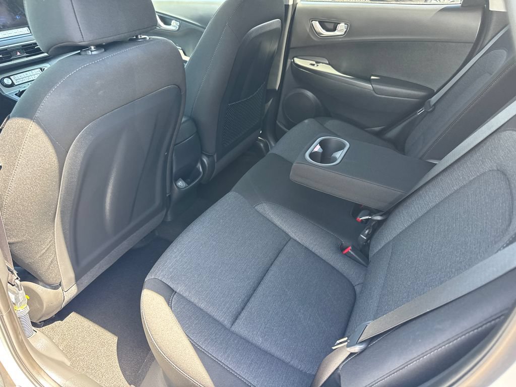 Used 2023 Hyundai Kona SEL FWD image 19