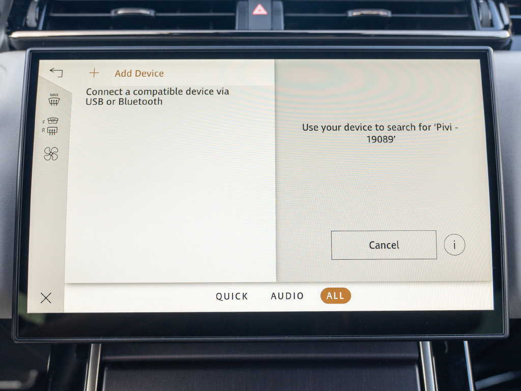 Certified 2026 Land Rover Range Rover Velar Dynamic SE AWD/4WD image 32