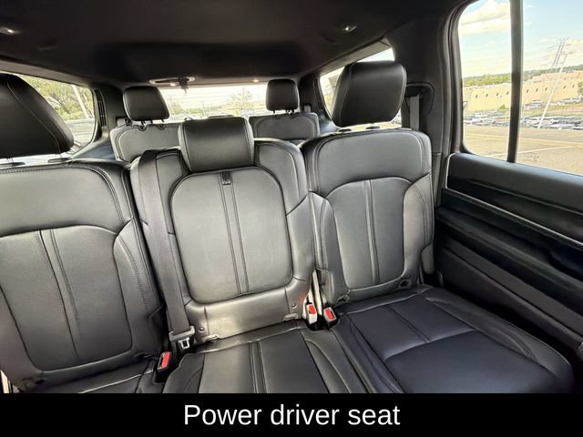 Used 2023 Jeep Wagoneer 4WD image 16