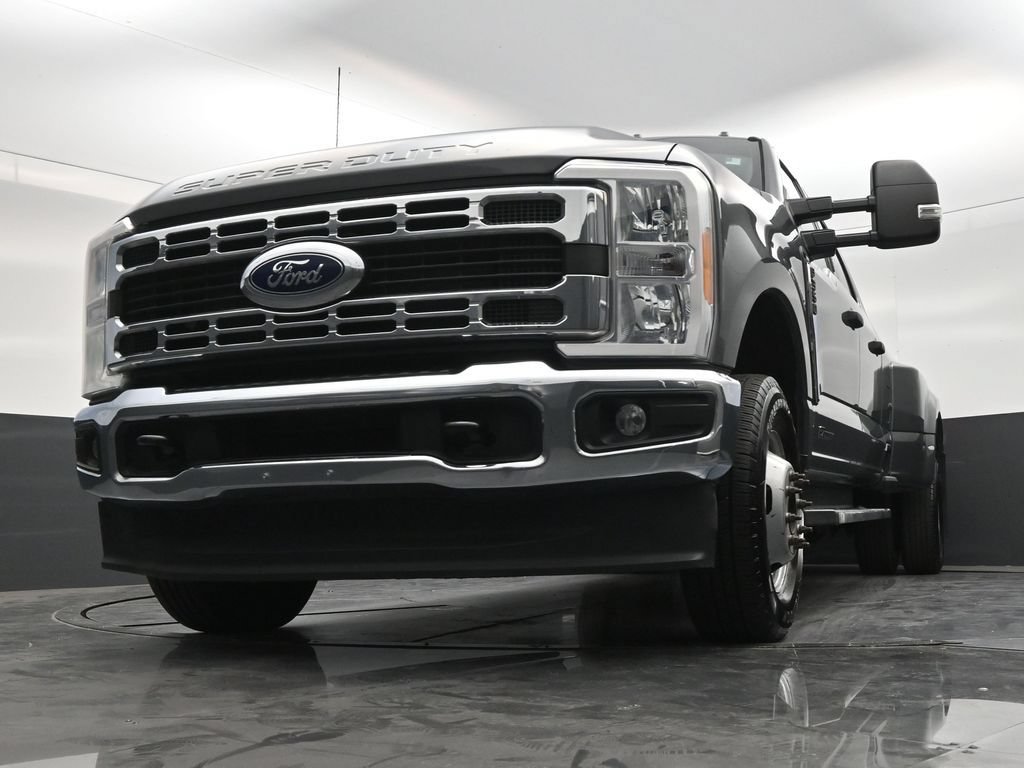 Used 2023 Ford F350 XLT w/ Camper Package AWD/4WD image 26