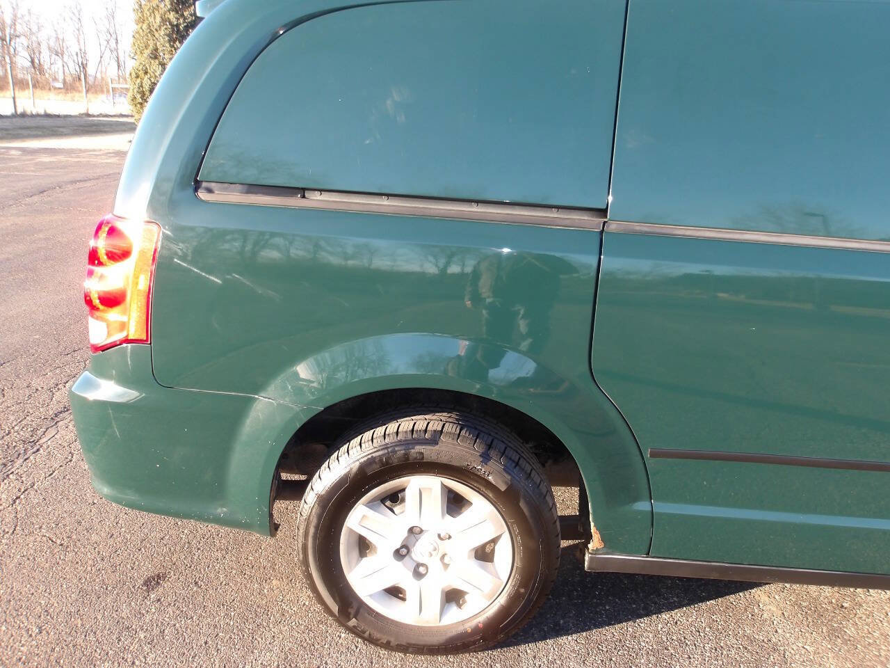 Used 2013 RAM C/V Tradesman image 29