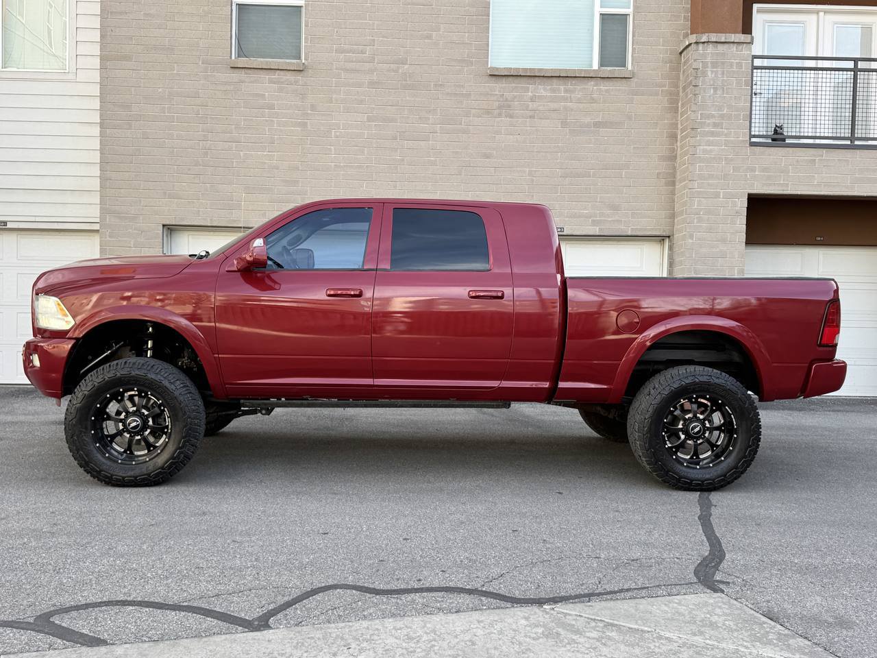 Used 2011 RAM 2500 Laramie w/ Protection Group AWD/4WD image 2