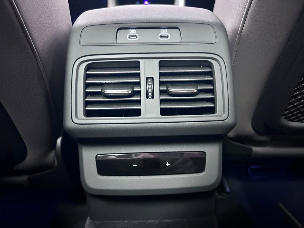 New 2025 Audi Q5 Premium Plus image 18