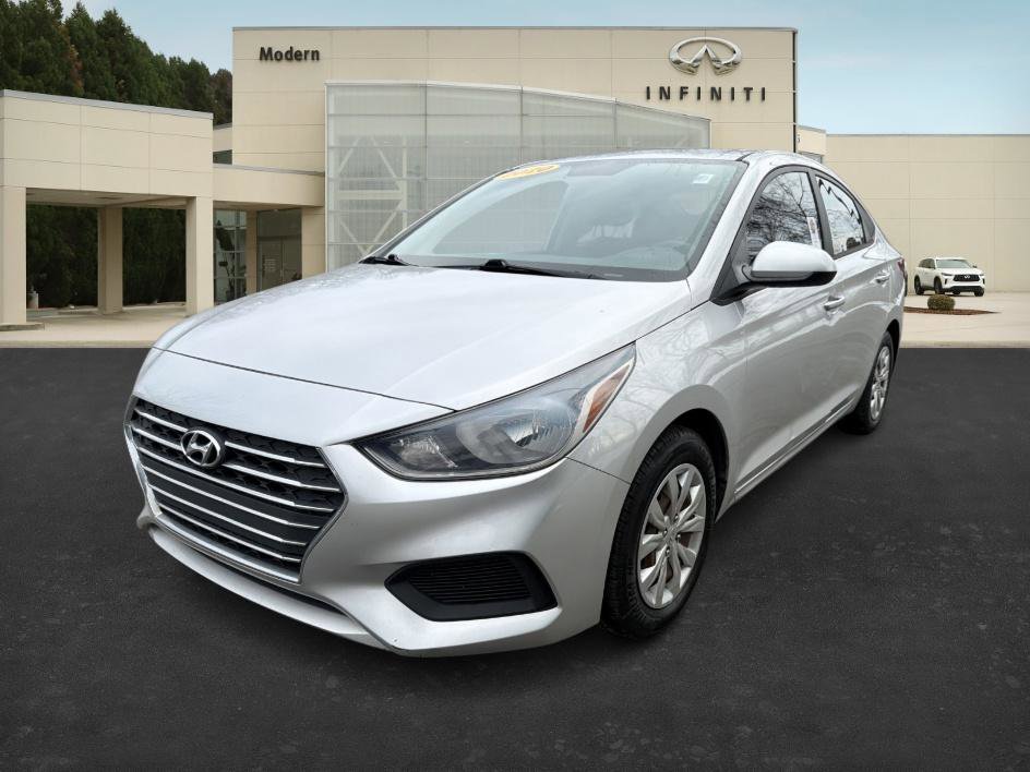 Used 2020 Hyundai Accent SE image 1