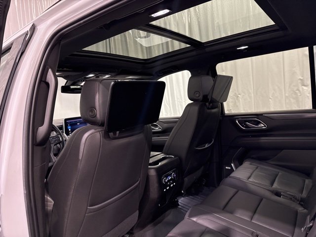 Used 2021 Chevrolet Suburban RST image 11