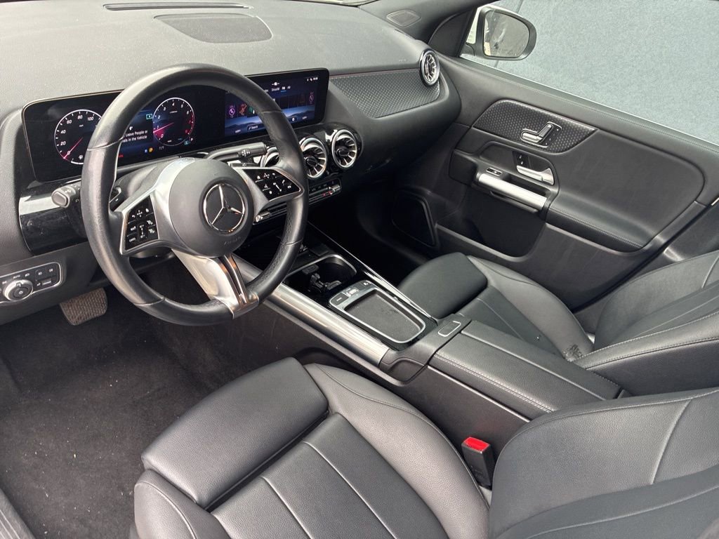 Used 2025 Mercedes-Benz GLA 250 4MATIC image 17