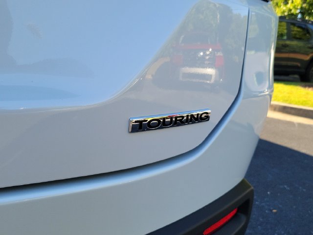 New 2026 Honda Pilot Touring image 7