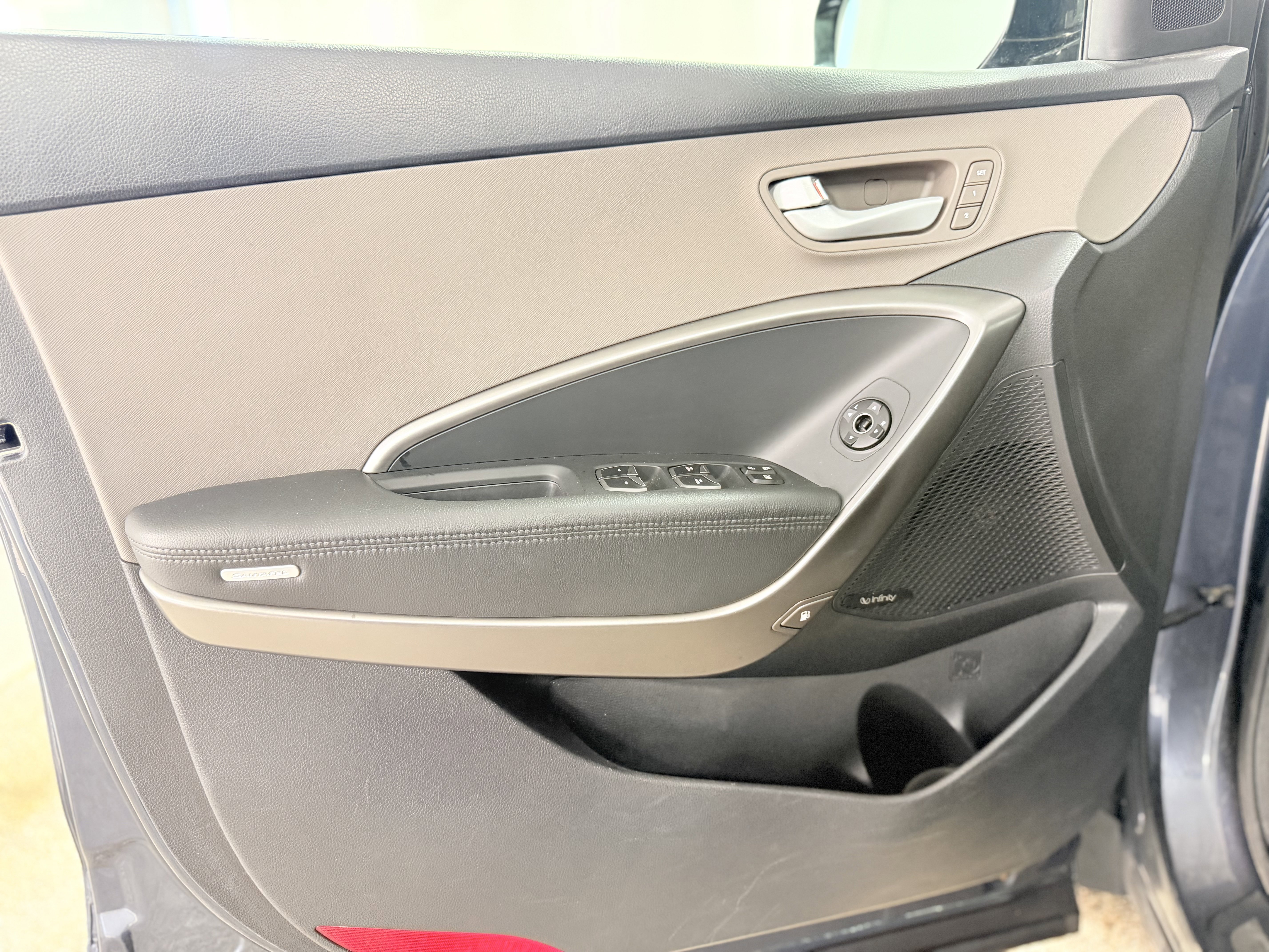 Used 2017 Hyundai Santa Fe SE w/ SE Ultimate Tech Package 03 image 14