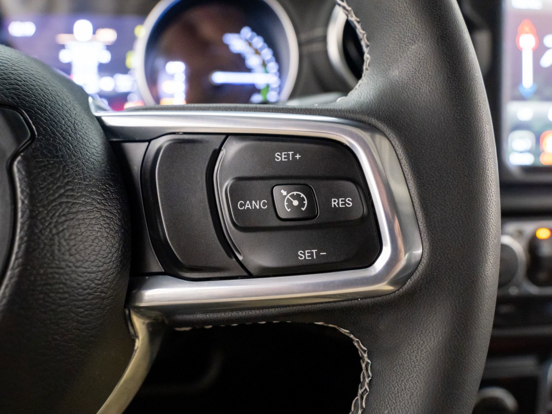 Used 2023 Jeep Wrangler Unlimited Sahara w/ Cold Weather Group image 31