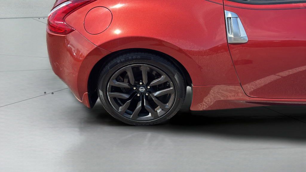 Used 2016 Nissan 370Z Coupe RWD image 35