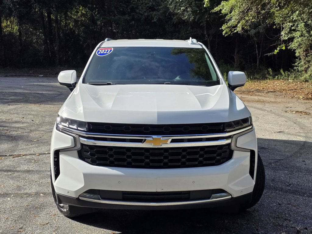 Used 2023 Chevrolet Suburban LS AWD/4WD image 2