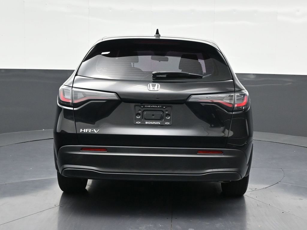 Used 2023 Honda HR-V LX image 4