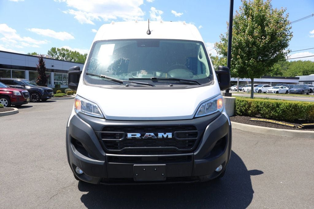 Used 2025 RAM ProMaster 2500 w/ Convenience Group FWD image 8