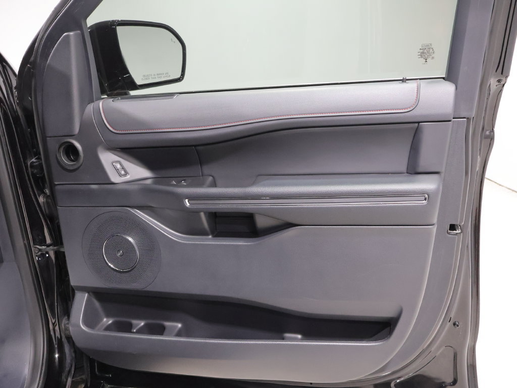 Used 2024 Ford Expedition Max Limited AWD/4WD image 25