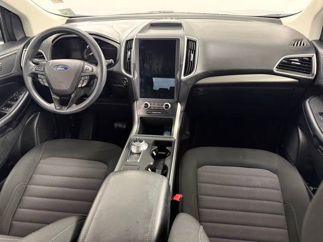 Used 2023 Ford Edge SE image 15