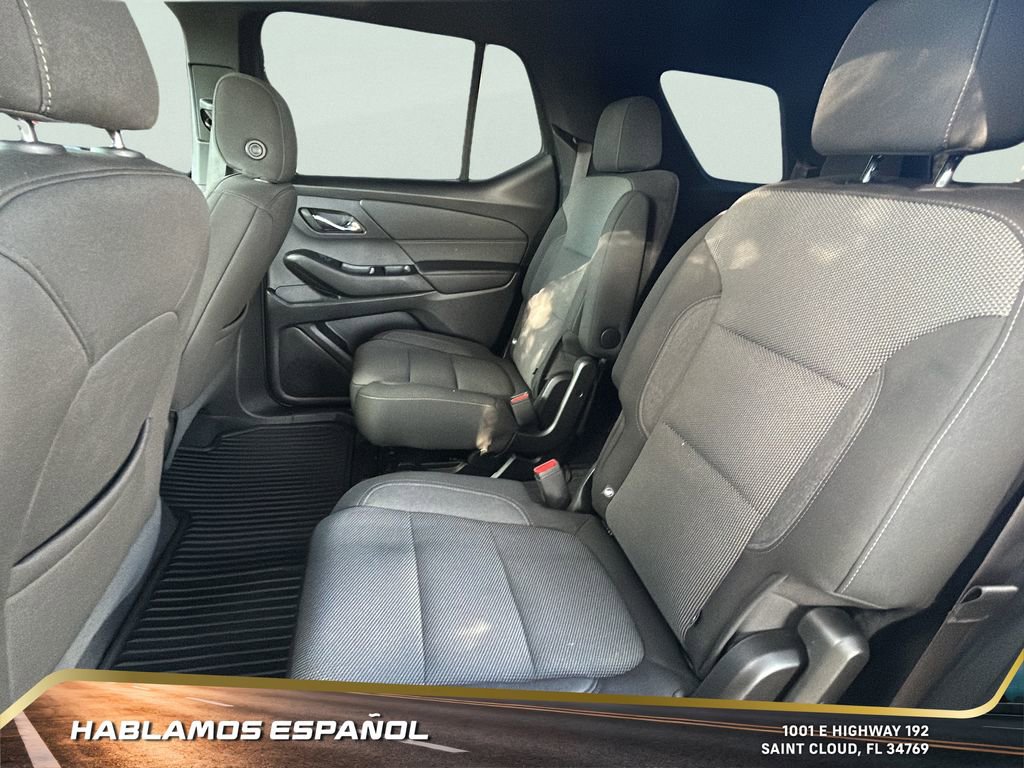 Used 2023 Chevrolet Traverse LT image 20