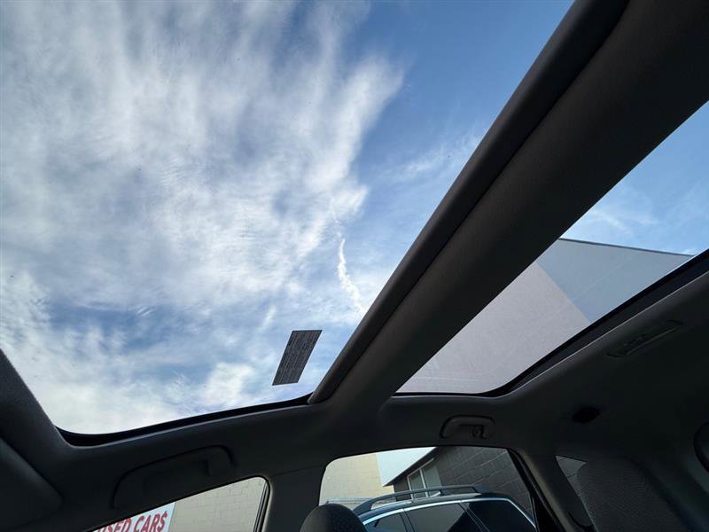 Used 2014 Toyota Prius V Three FWD image 14