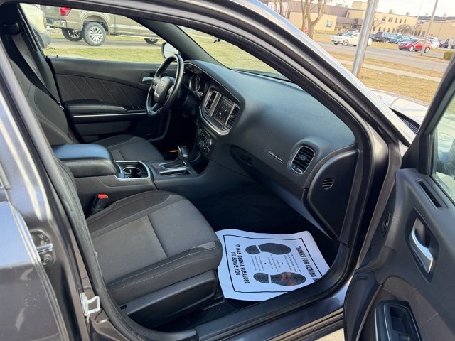 Used 2022 Dodge Charger SXT image 8