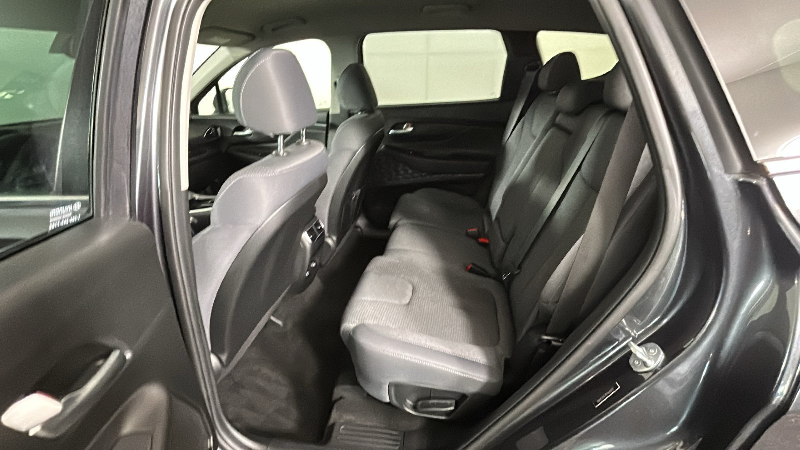 Used 2023 Hyundai Santa Fe SE FWD image 31