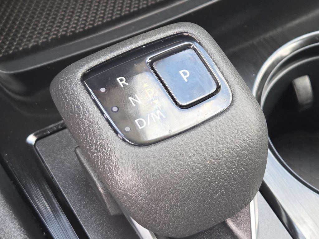 Used 2023 Nissan Rogue SV AWD/4WD image 30