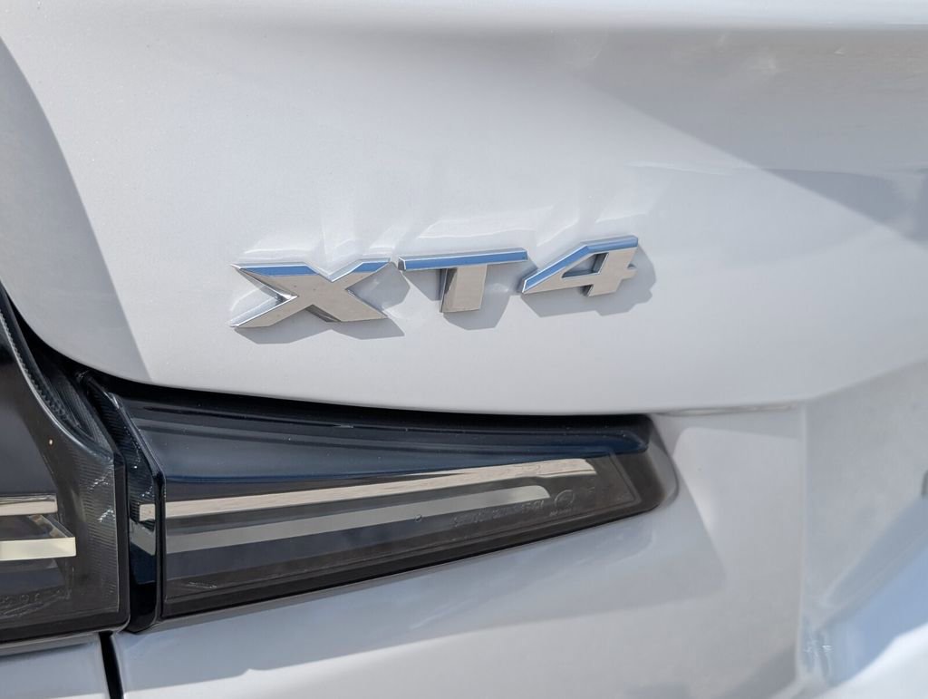 Used 2023 Cadillac XT4 Sport FWD image 15