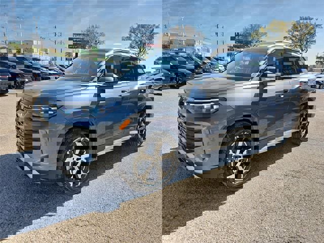 New 2026 Volkswagen Tiguan SE image 6