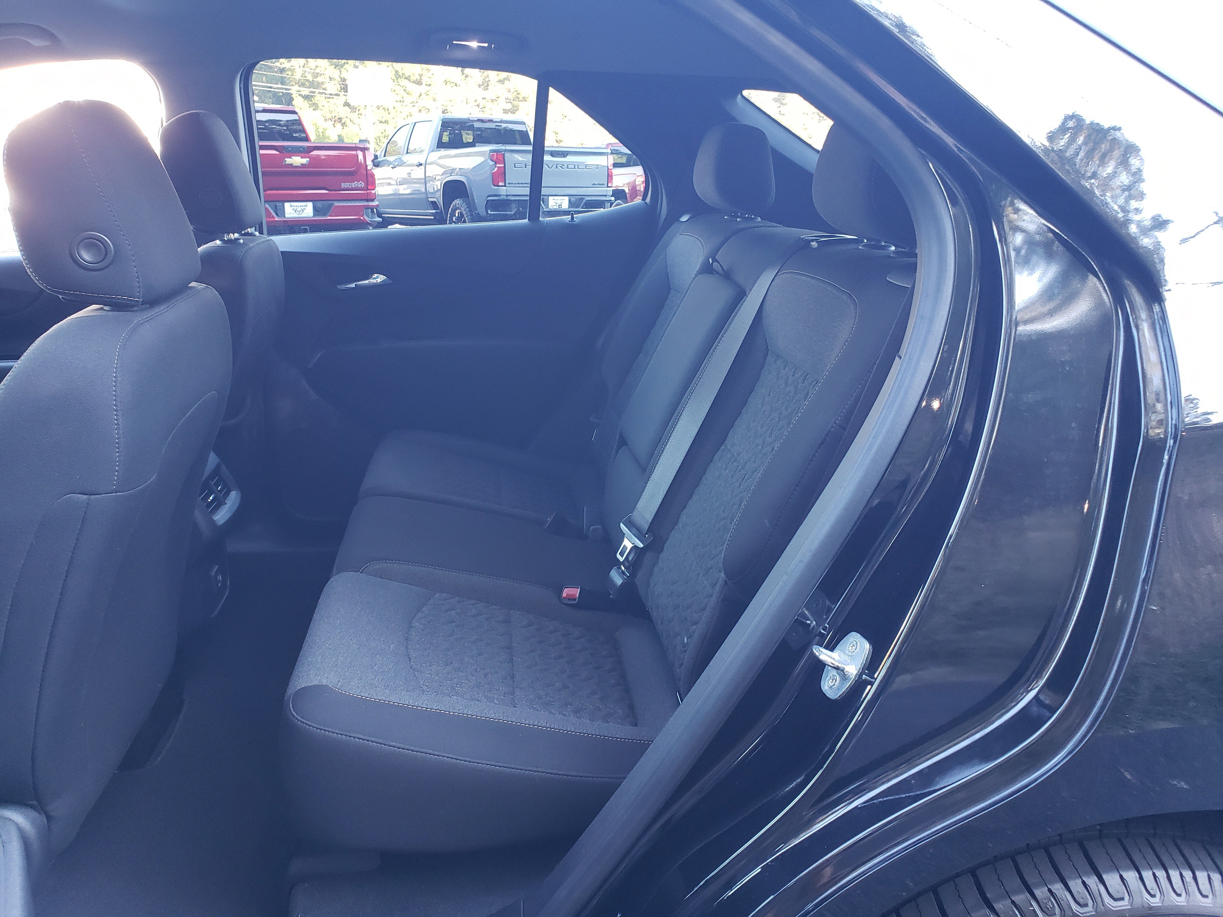 Used 2022 Chevrolet Equinox LT w/ Driver Convenience Package image 30