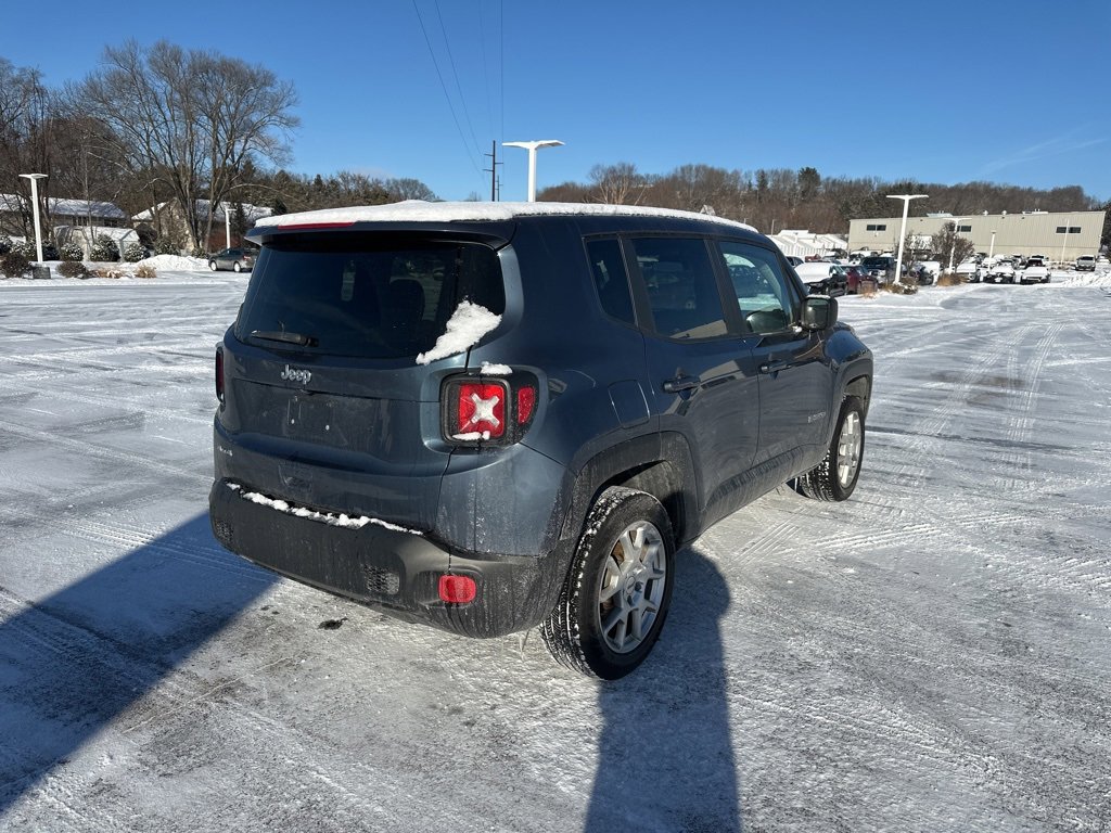 Used 2023 Jeep Renegade Latitude image 8
