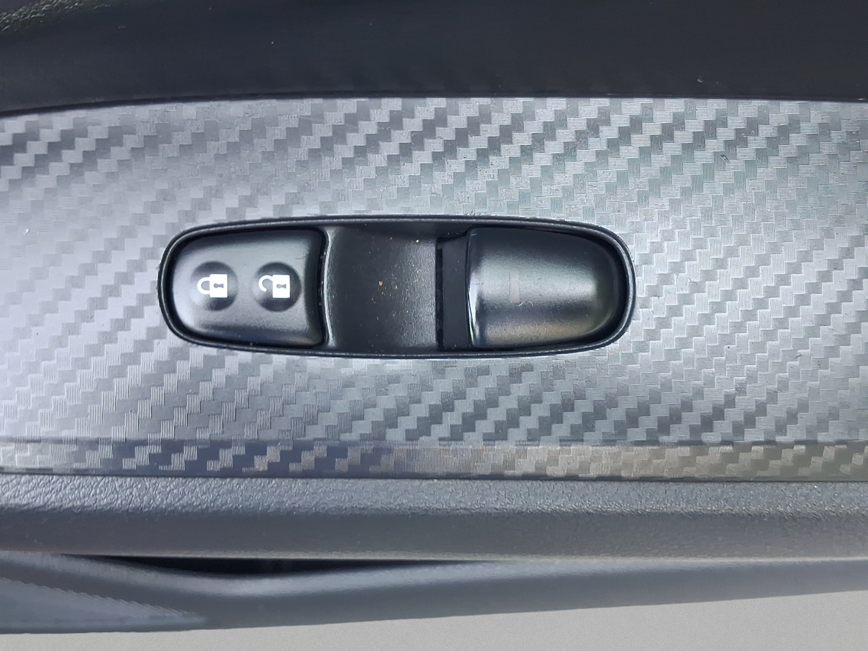 Used 2025 Nissan Altima 2.5 SV FWD image 30