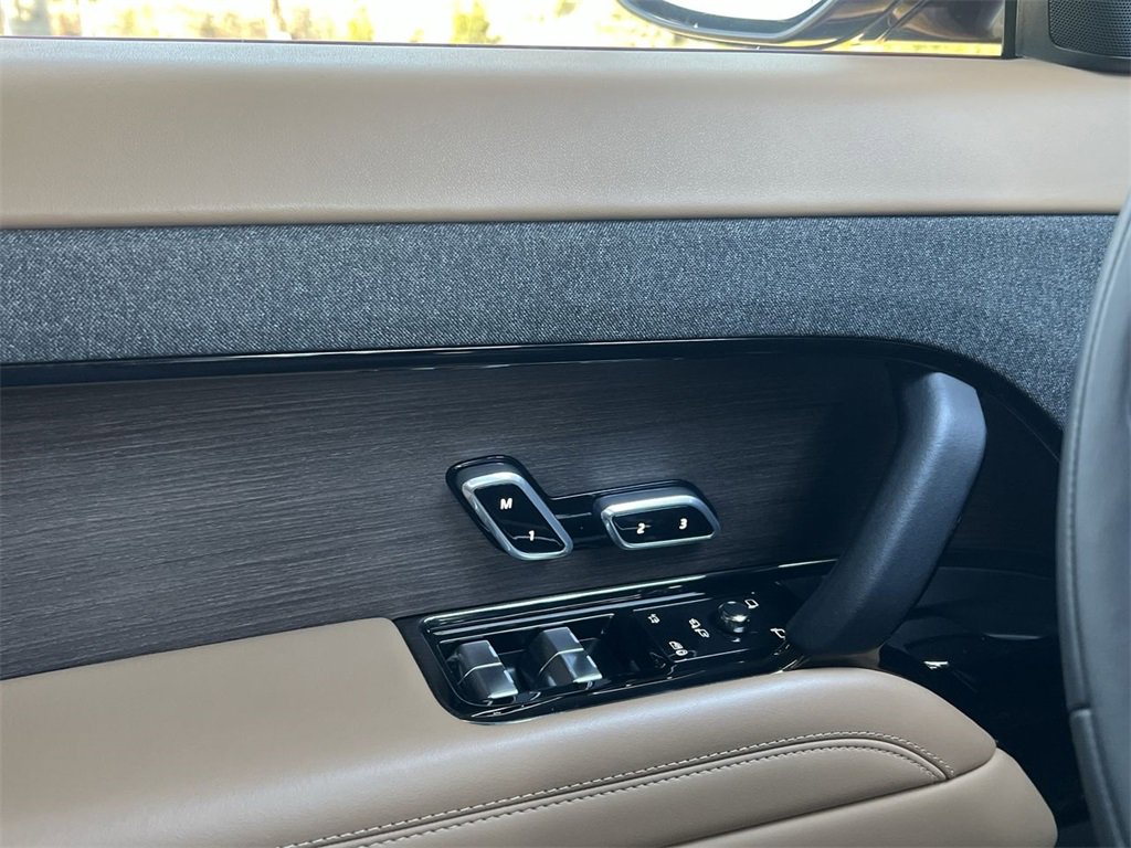 Certified 2023 Land Rover Range Rover Sport SE image 20