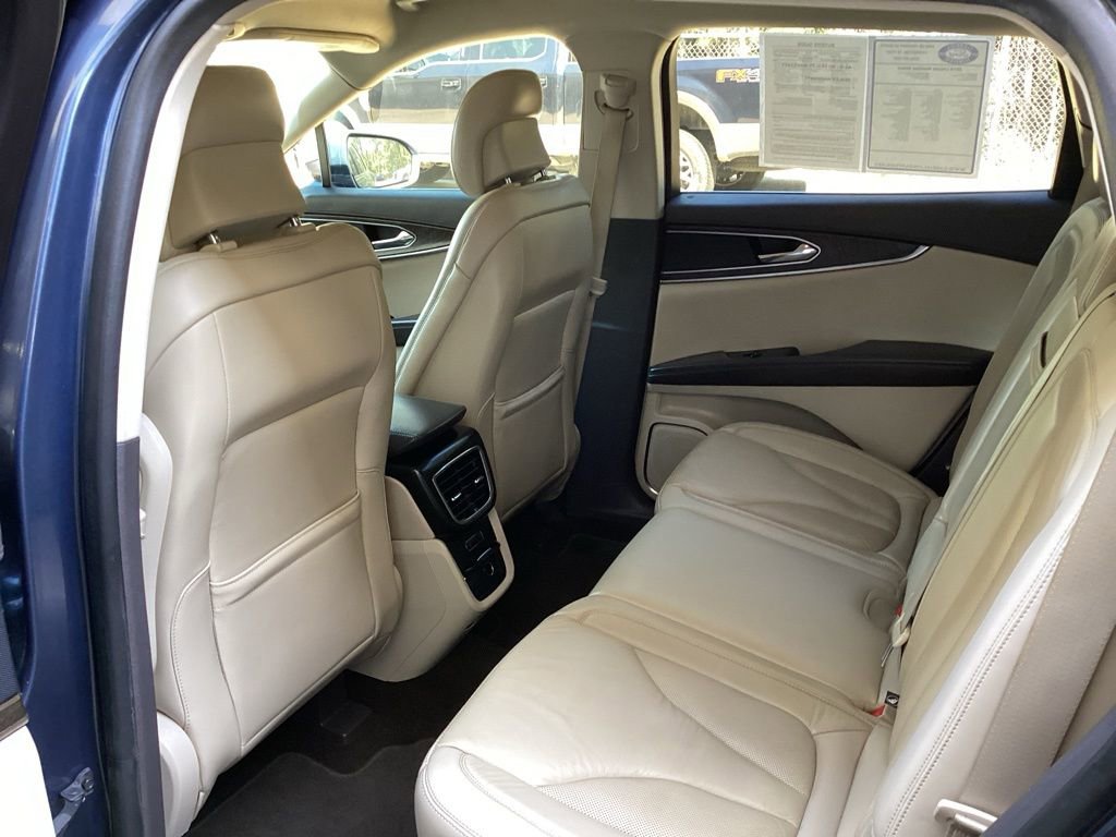 Used 2019 Lincoln Nautilus Select image 38