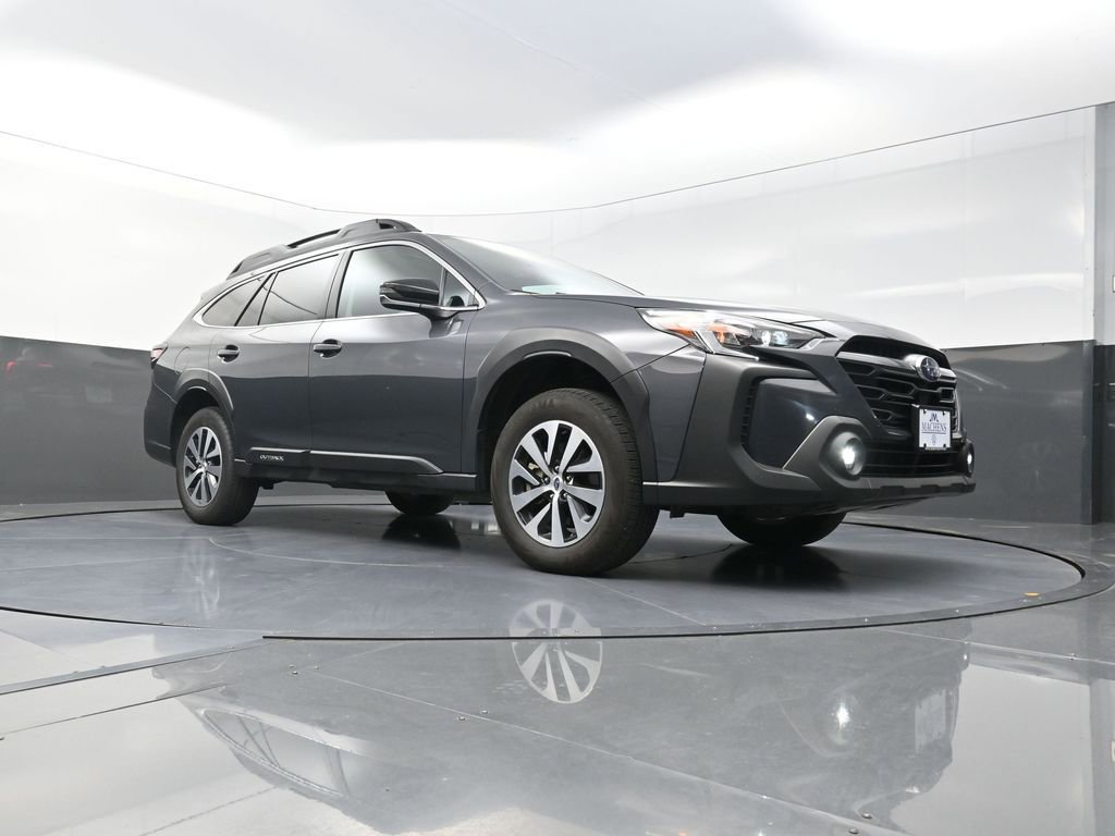 Used 2024 Subaru Outback Premium AWD/4WD image 23