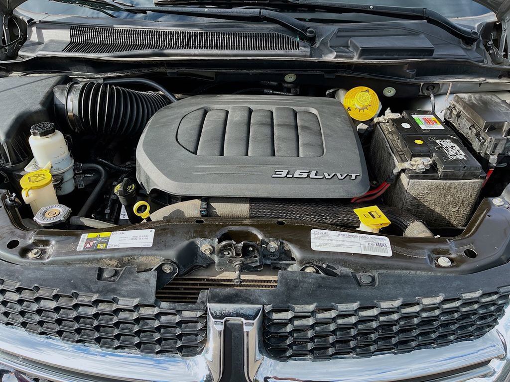 Used 2017 Dodge Grand Caravan SXT FWD image 29