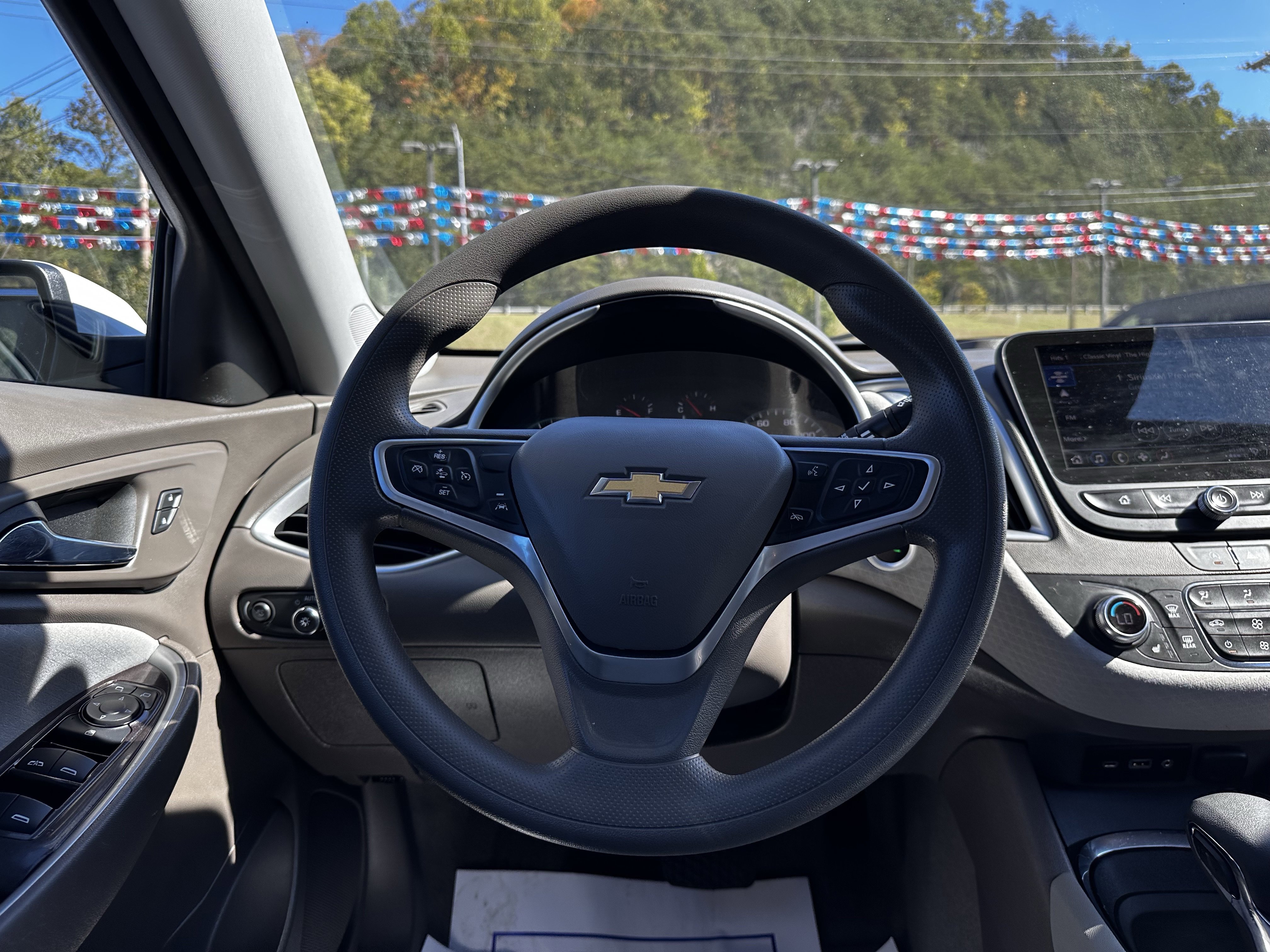 Used 2023 Chevrolet Malibu LT w/ Driver Confidence Package image 10