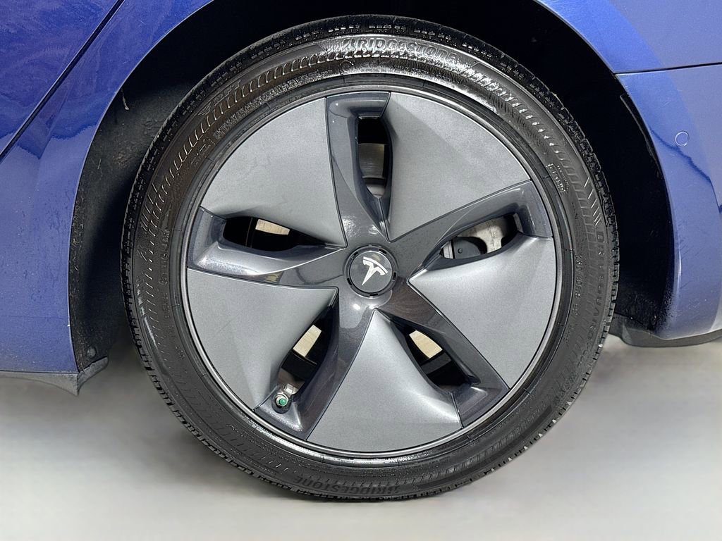 Used 2018 Tesla Model 3 Mid Range image 10