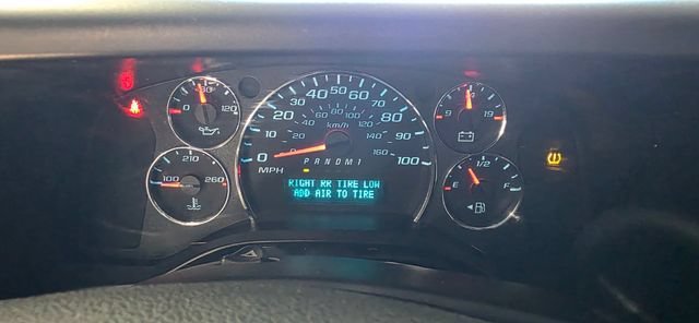 Used 2021 Chevrolet Express 2500 w/ Driver Convenience Package RWD image 16