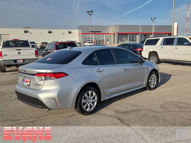 Used 2024 Toyota Corolla LE image 27
