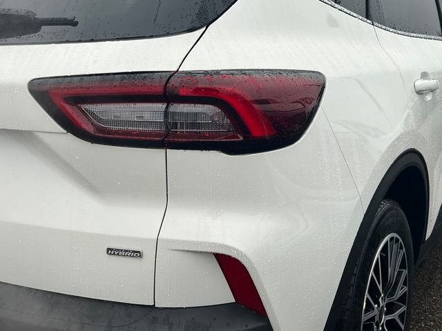 New 2026 Ford Escape SE w/ Class II Trailer Tow Package image 8