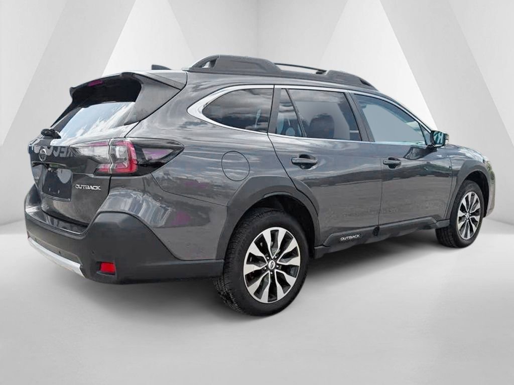 Used 2023 Subaru Outback Limited AWD/4WD image 7