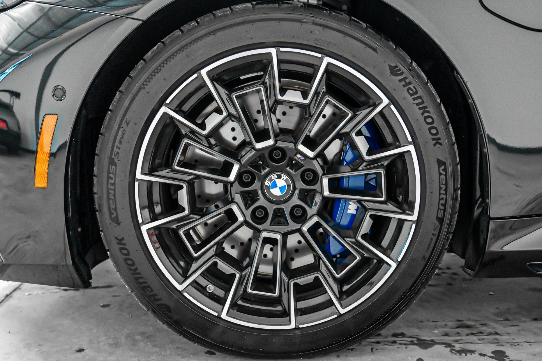 Used 2025 BMW M5 Touring w/ M Driver's Package AWD/4WD image 9