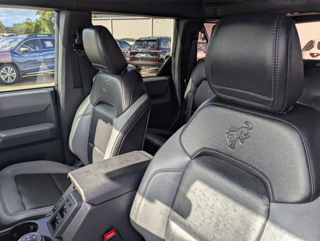 Used 2023 Ford Bronco Black Diamond image 19